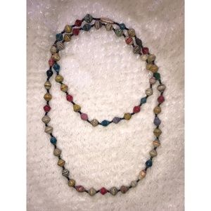 2/20$🌟 Necklace - Newspaper beads